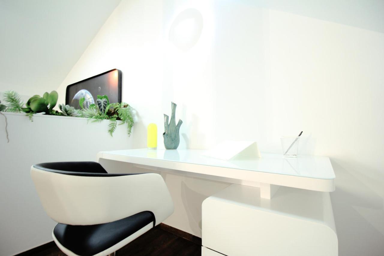 Secret Hideaways Space Loft Wohndesign Auf 2 Etagen L 450M Bis Uni Duisburg Exteriér fotografie